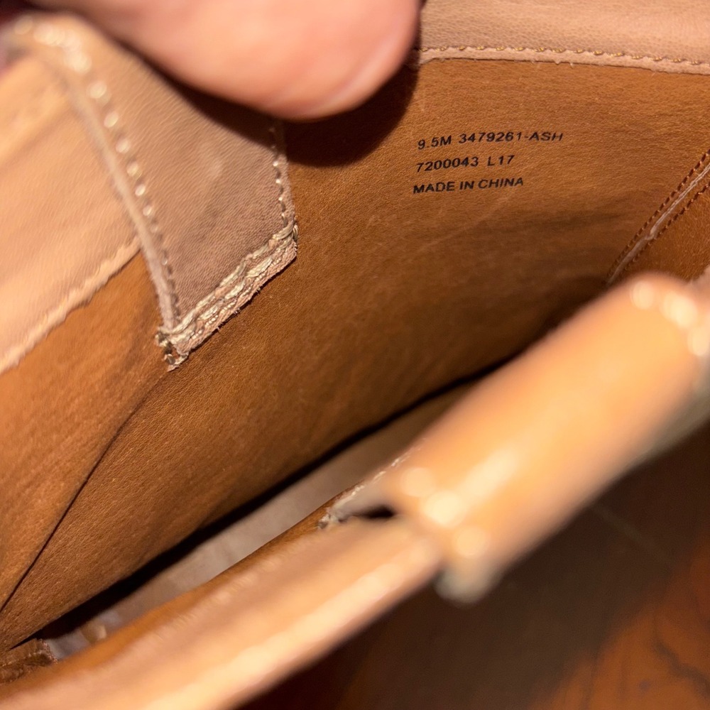 Frye Veronica Short Pull-On Boots • Ash Tan Leather • Women’s 9.5 - Picture 12 of 12